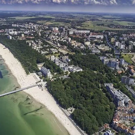 Vakantiehuis Ground Floor With Terrace For 3 People, *